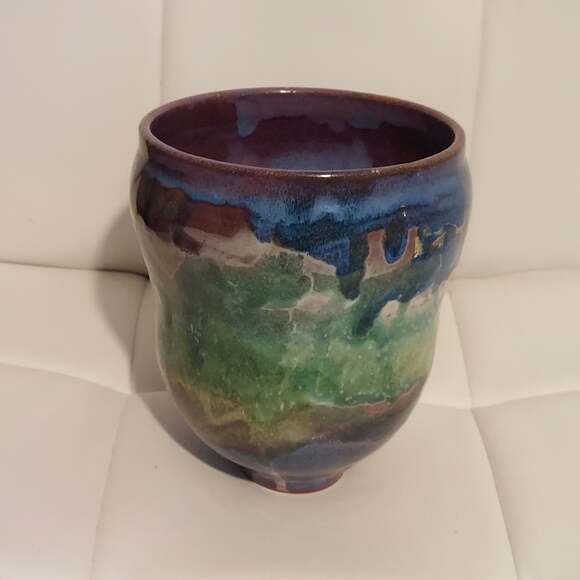 Studio Art Pottery 6" Decorative Vase Signed by Artist - Picture 1 of 8